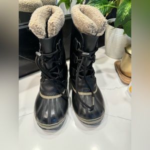 Men’s Sorel Boots Size 5 EUC